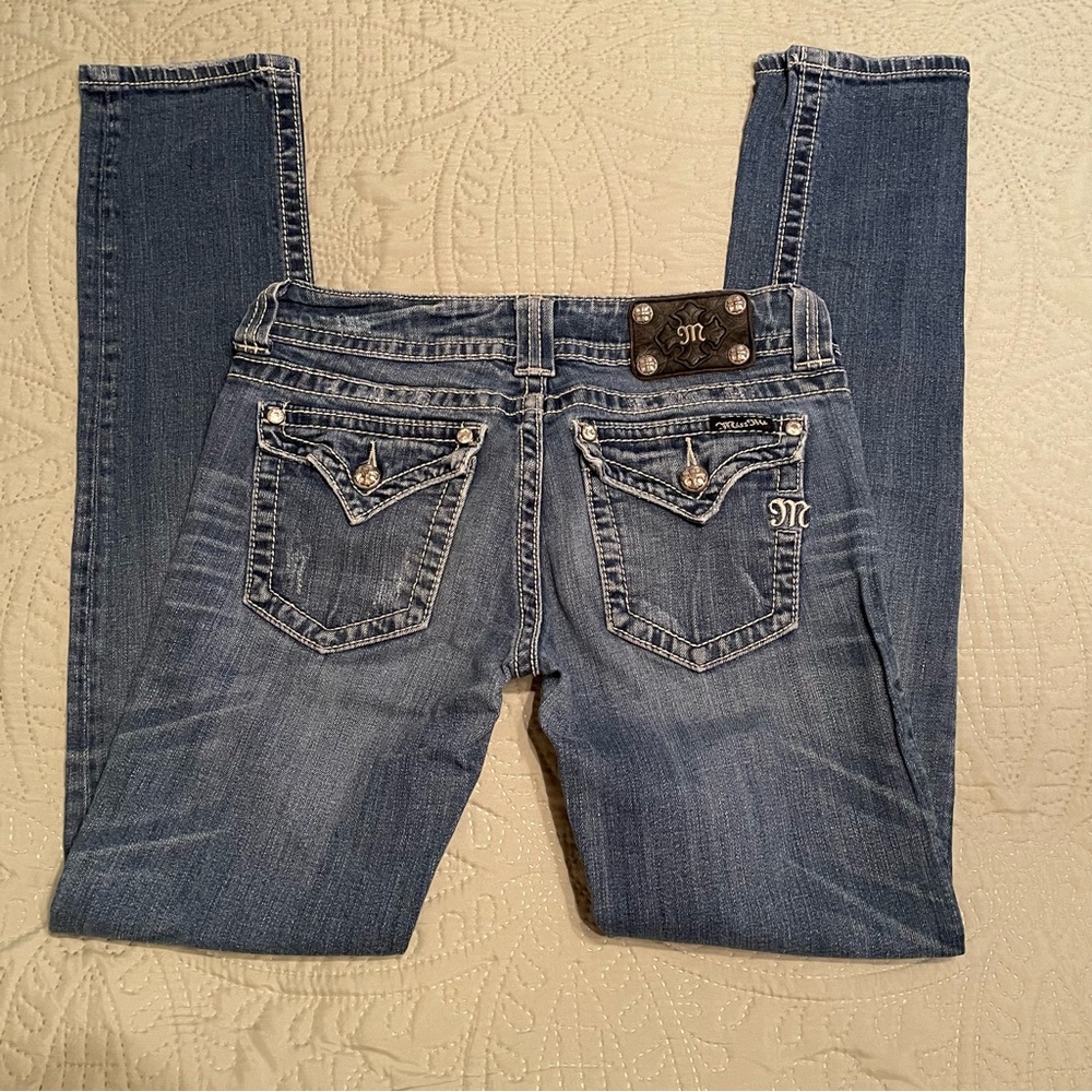 Miss Me skinny jeans size 28